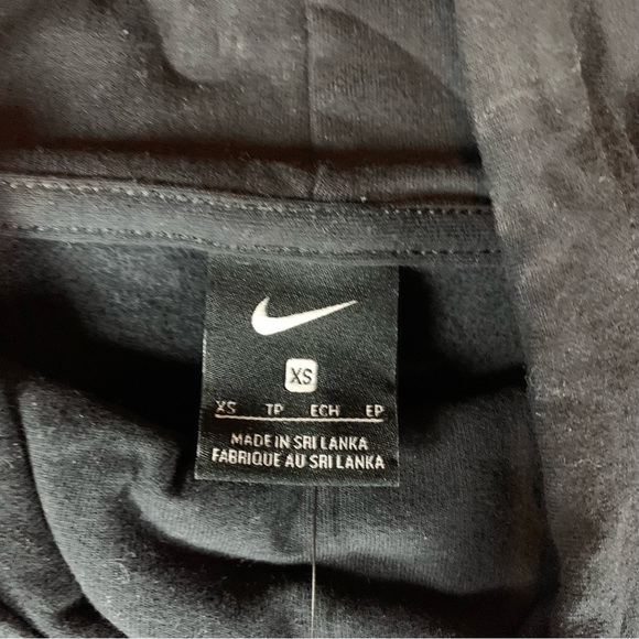 Women’s Nike Yoga Funnel Neck Pullover Sweatshirt‎ Black Size XS NWT 5692 - Picture 3 of 8